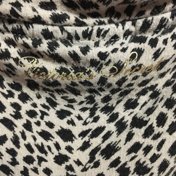 Victoria Secret Cheetah Top. - Picture 6 of 8
